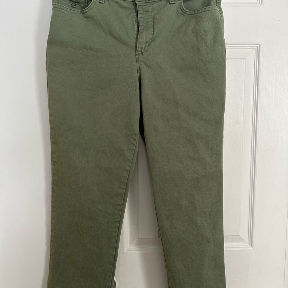 Gloria Vanderbilt Women's Straight Leg Jeans in Olive